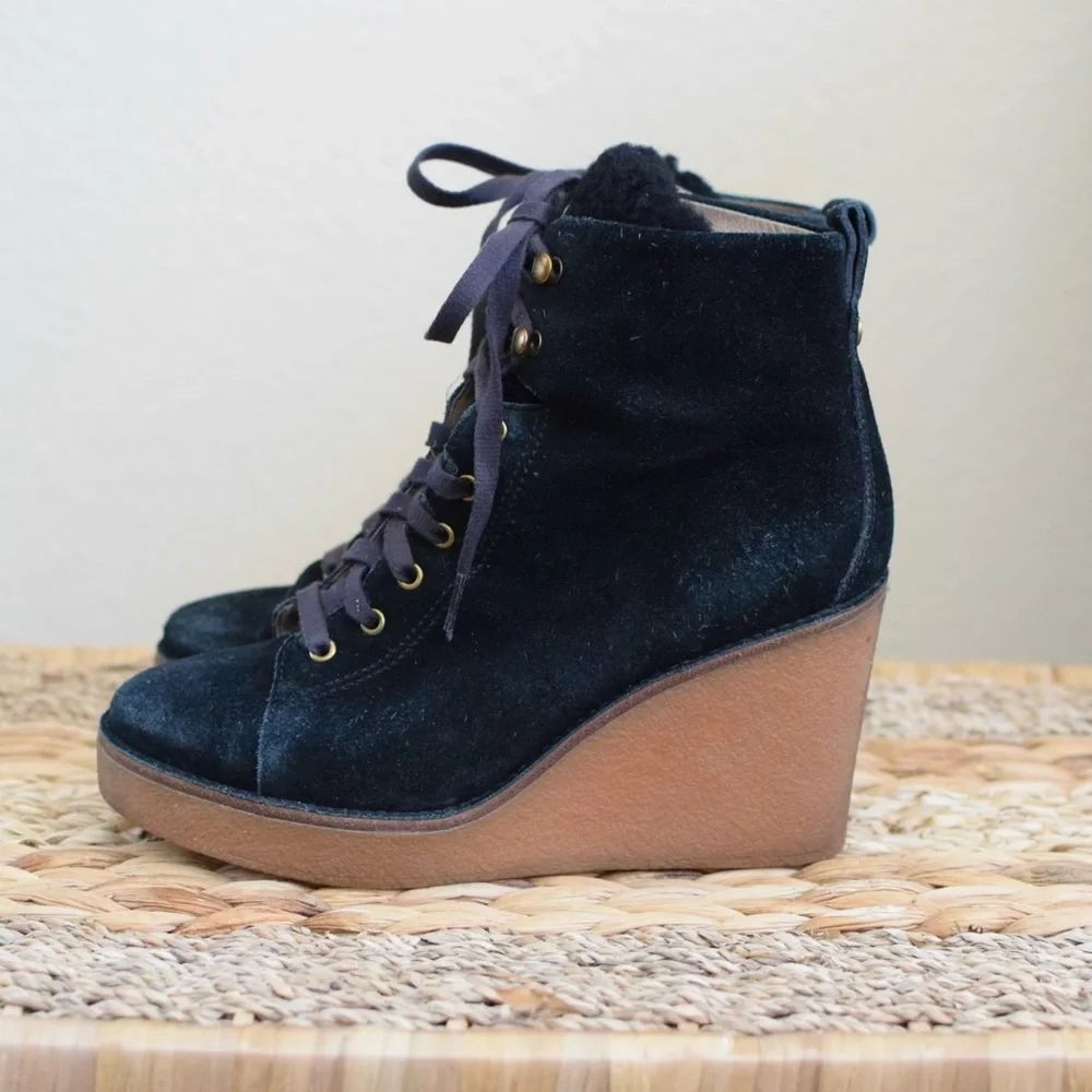 UGG Kiernan Wedge Lace-Up Ankle Boots Black Suede Sheepskin - Picture 3 of 7